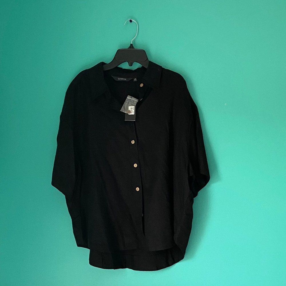 Glassons black linen button up top